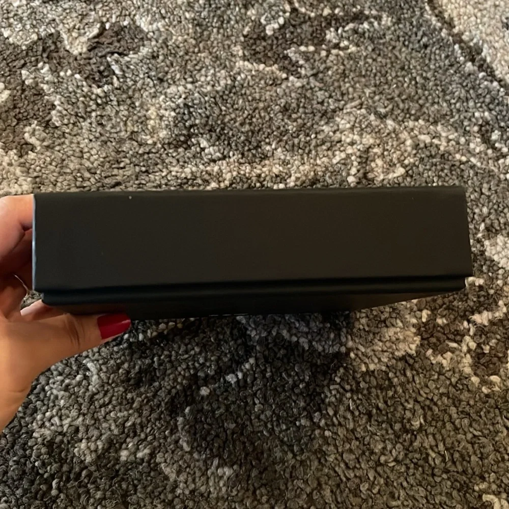 Chanel Black Box - Picture 3 of 10